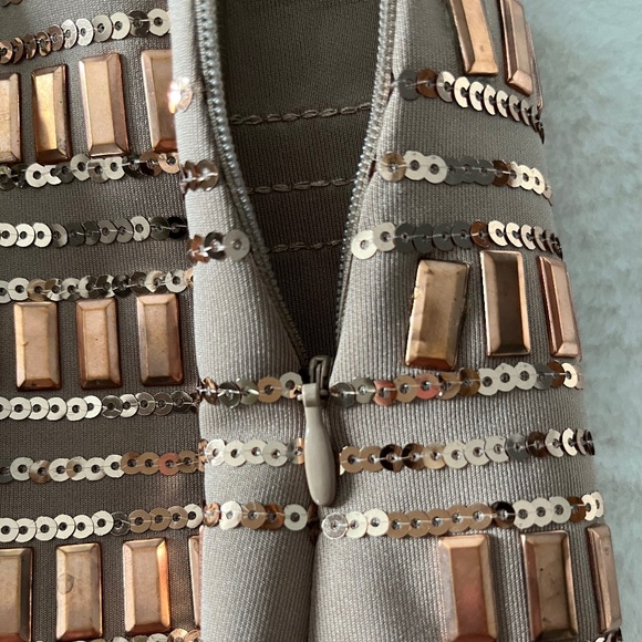 Bebe dress - Picture 7 of 10